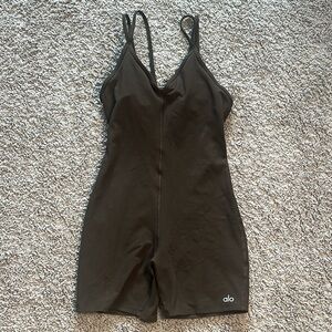 Alo espresso suns out onesie size XS